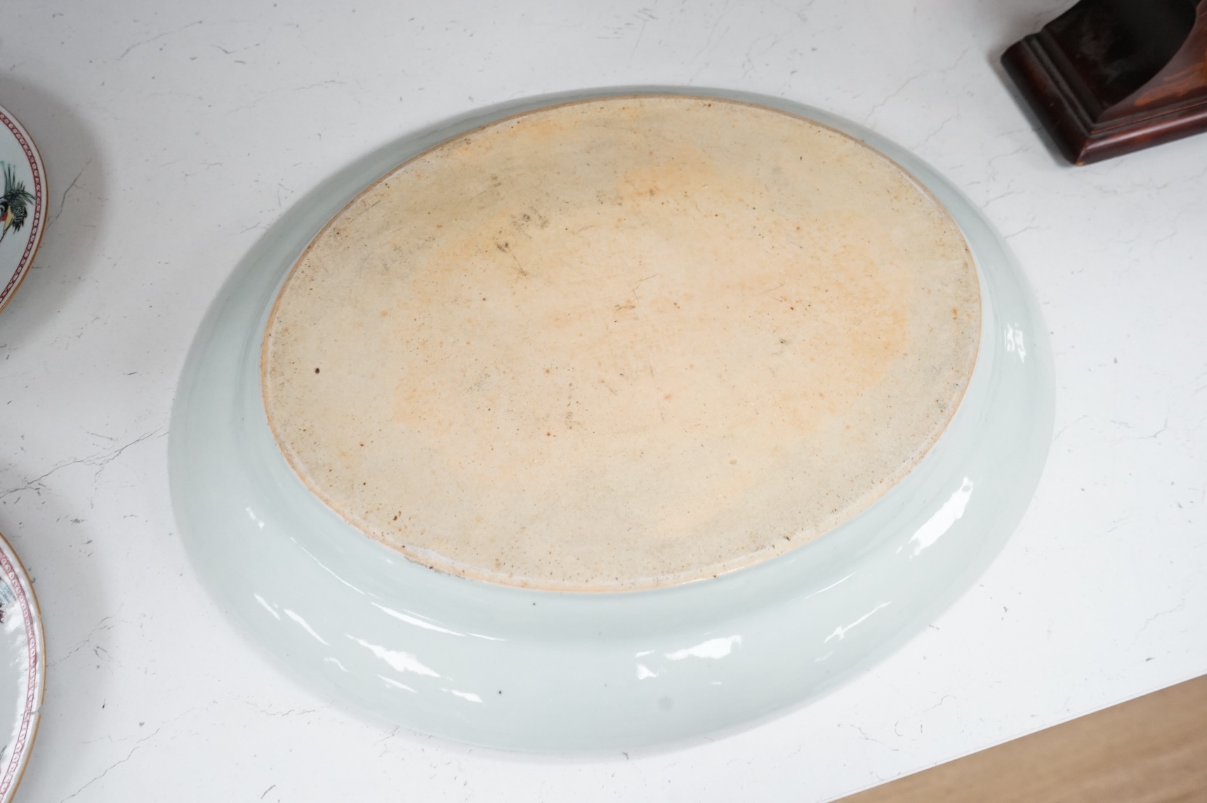 A large Chinese export blue and white oval meat dish, early 19th century, 45cm wide